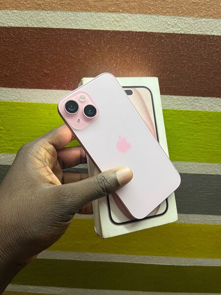 iPhone 15 CE