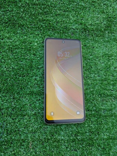Infinix smart 8