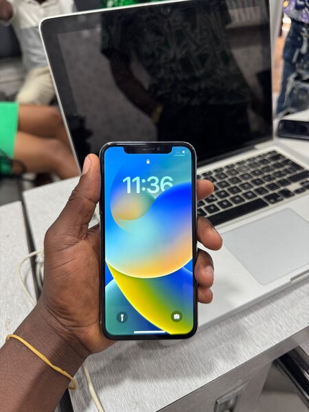 iPhone xsimple