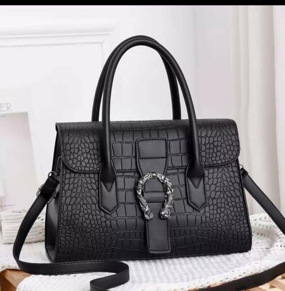 Hand bag