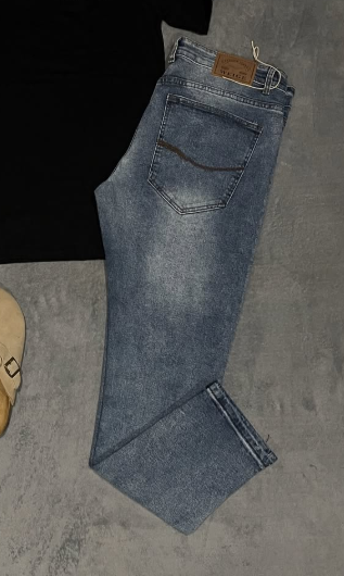 Jeans size 38