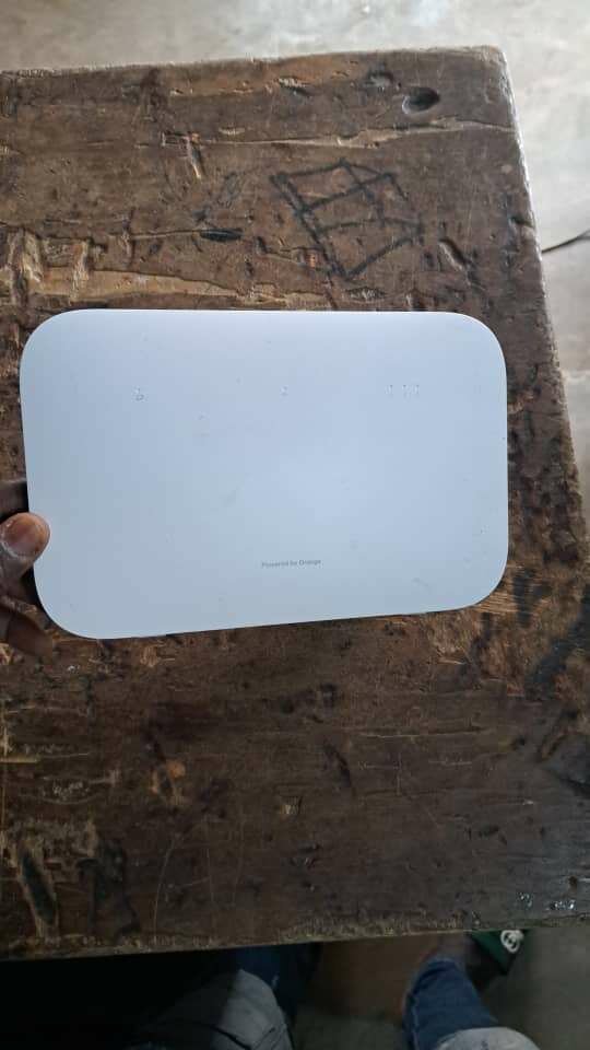 FLYBOX 5G ORANGE HUAWEI