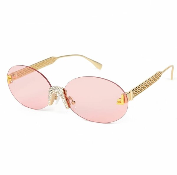Lunettes de soleil roses chic