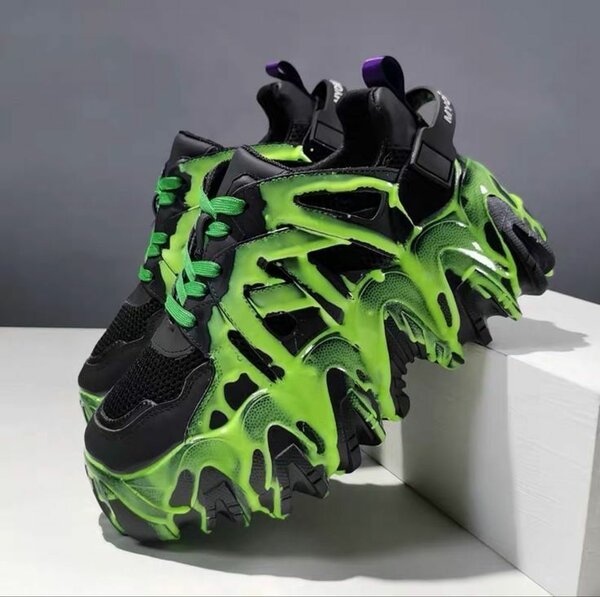 Dressing sneakers