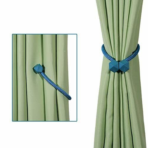 Curtains holder