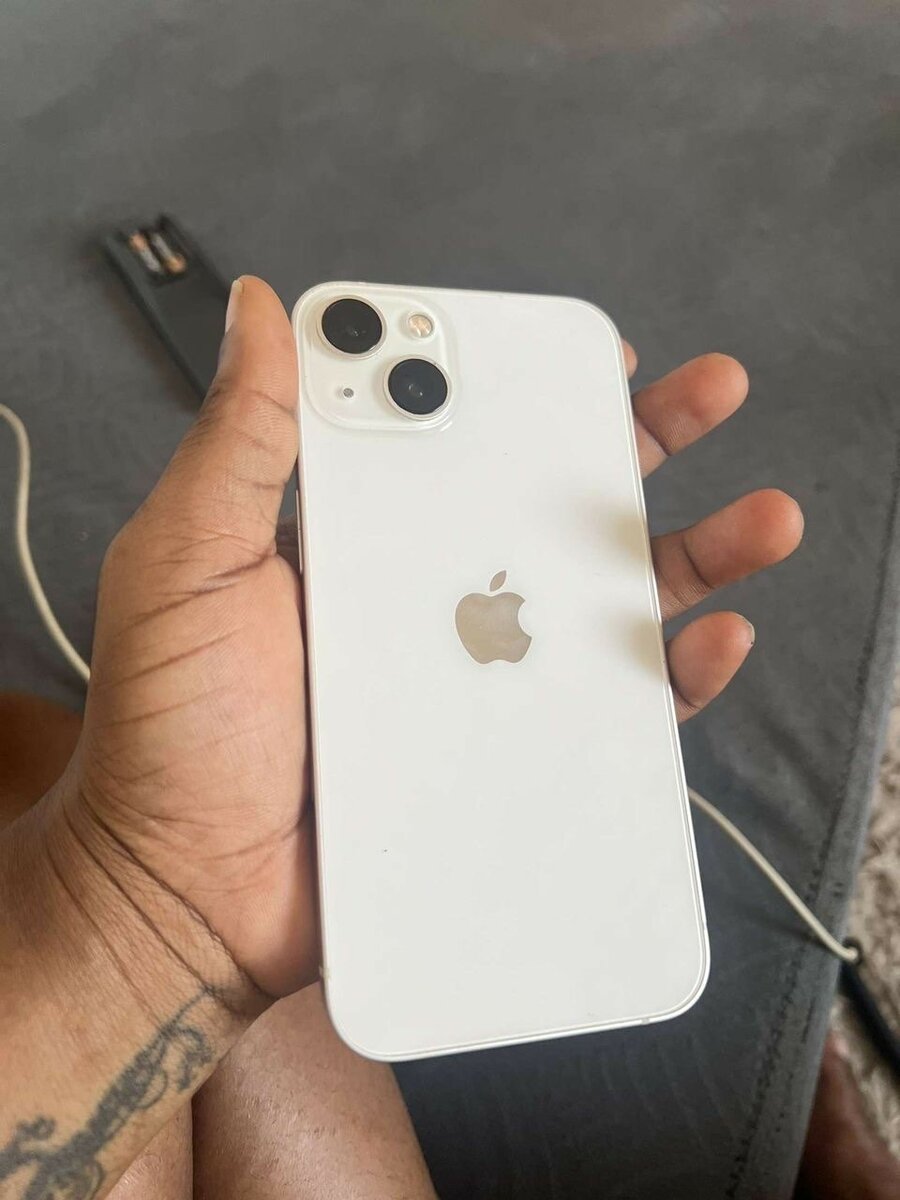 iPhone 13