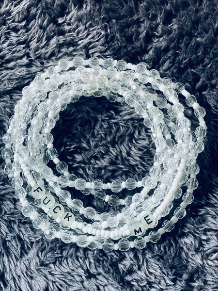 Waist beads