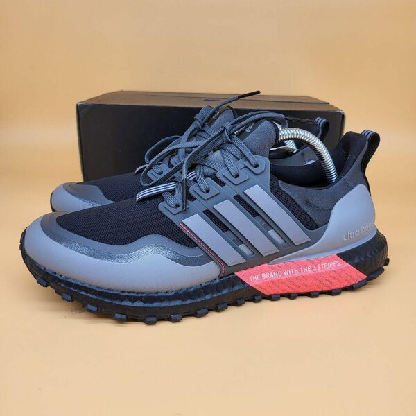 Adidas sneaker