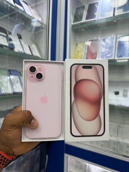 iPhone 15 simple