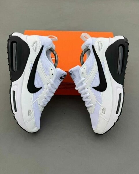 Sneakers Lacoste & Nike Style