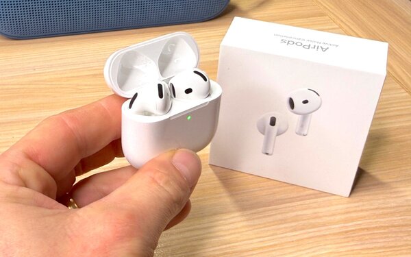 AirPods 4 original