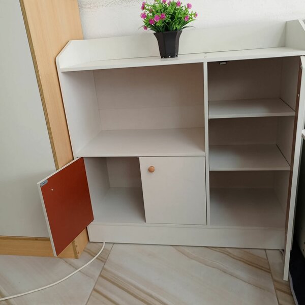 Armoire de rangement moderne