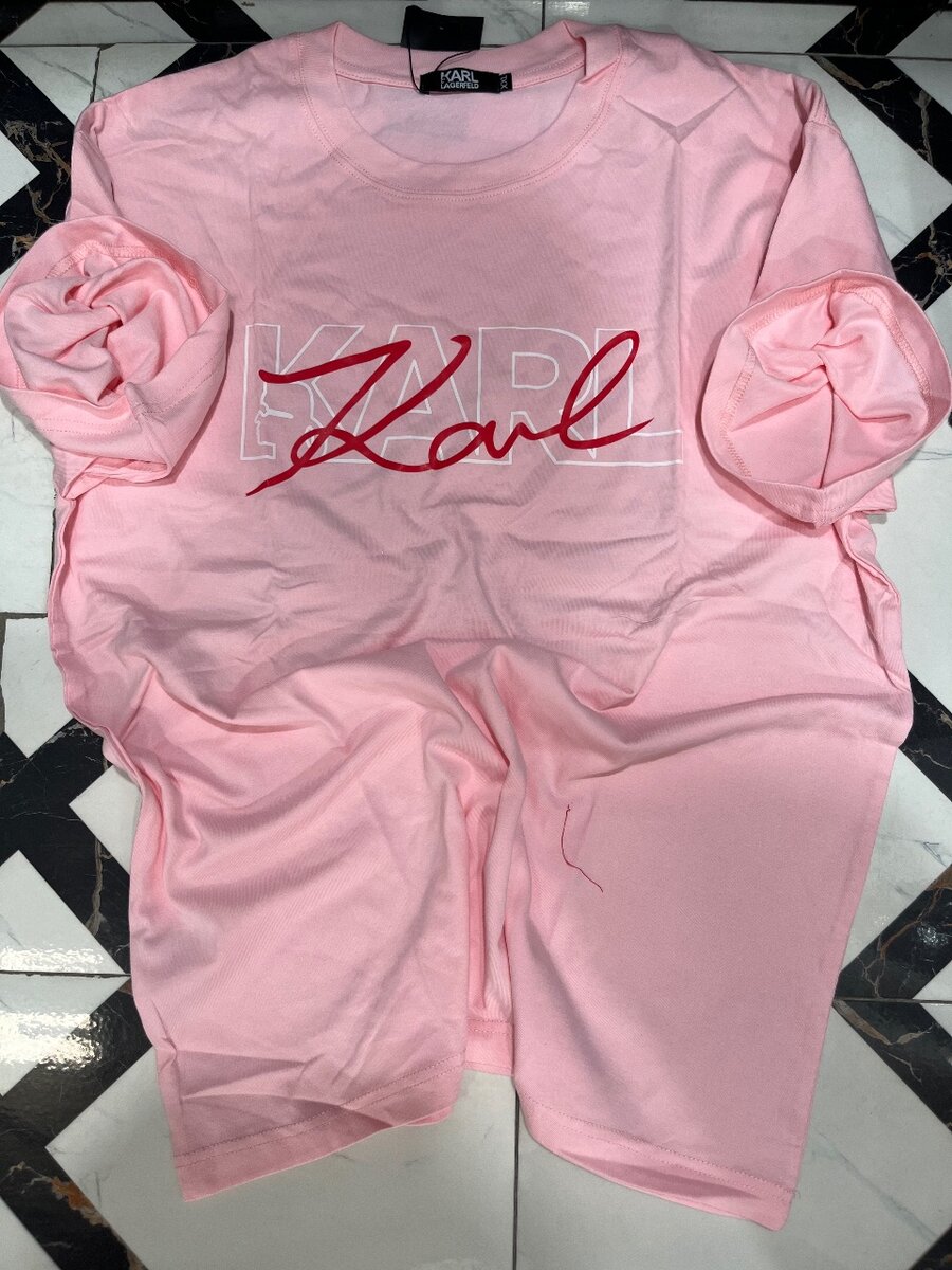 Tee-shirts