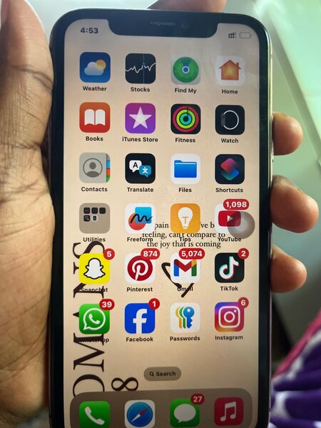 iPhone 11