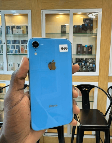 iPhone XR 64 Go