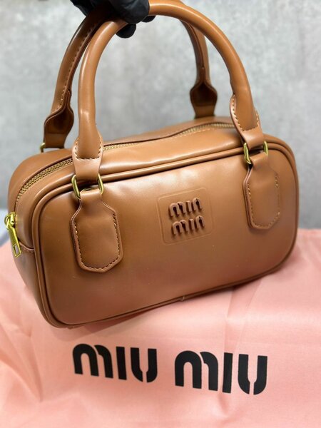 MIU MIU