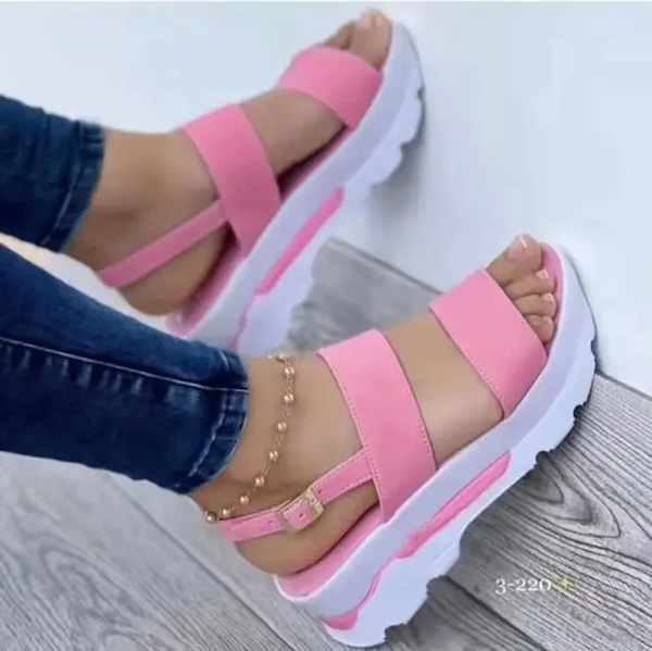 RNR WEDGE SANDALS SIZE 40