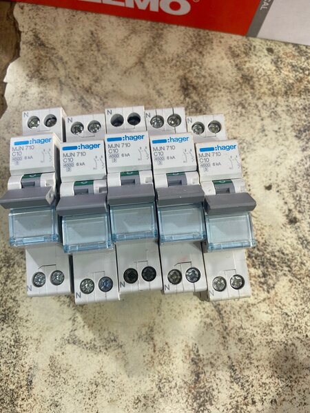 Dpn hager c 10