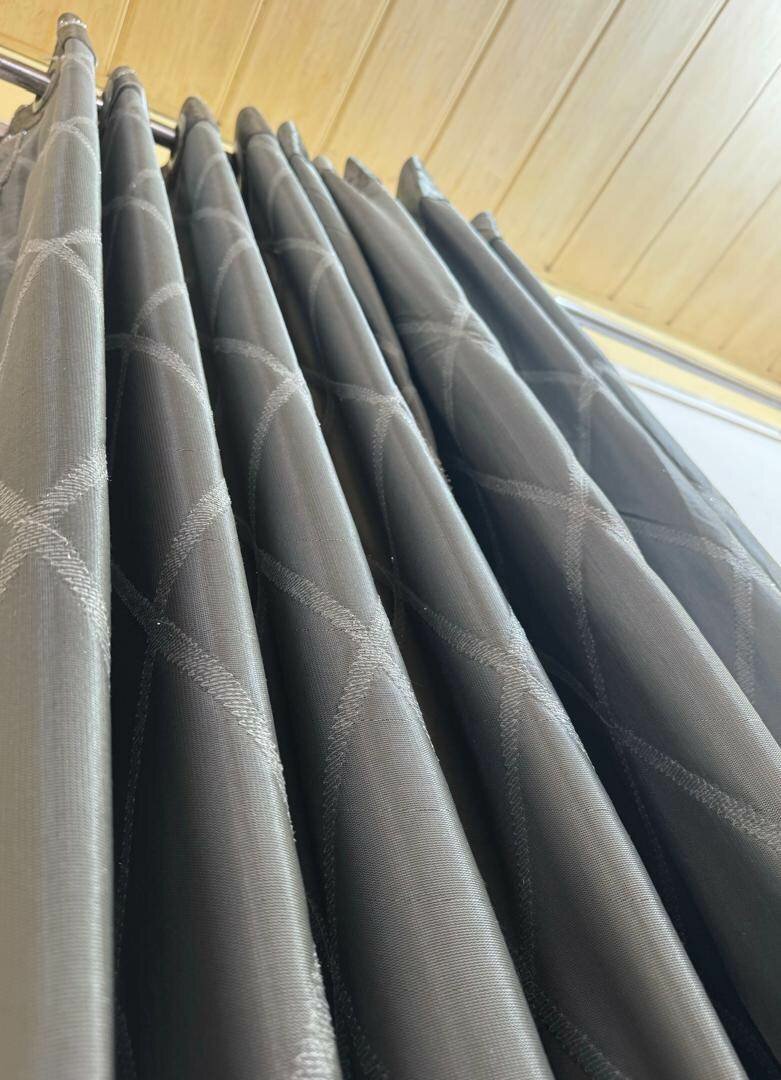 Curtains (paired)