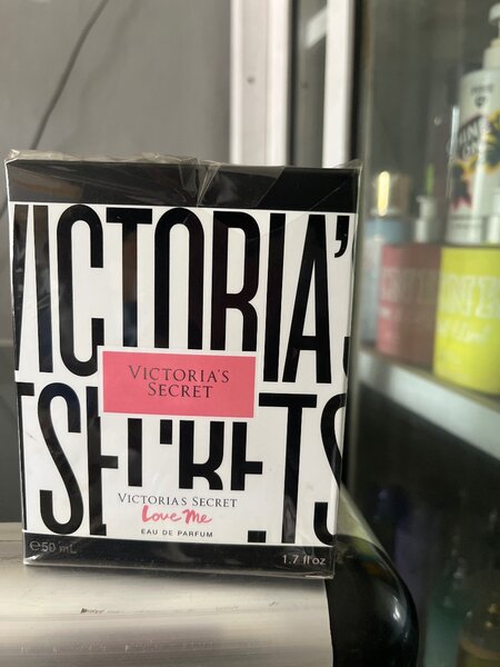 VICTORIA'S SECRET