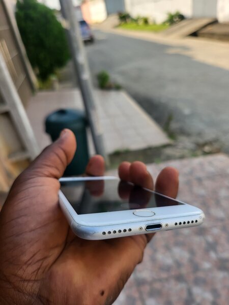 iPhone 7