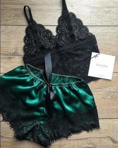 Ensemble lingerie dentelle noire