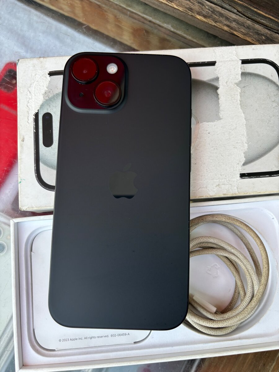 iPhone 15