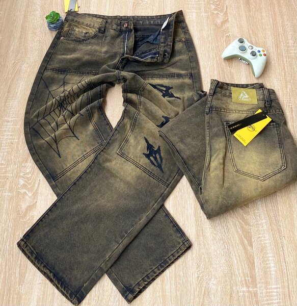 BAGGY JEANS
