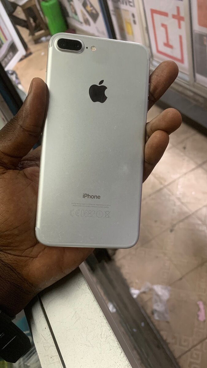 iPhone 7 Plus quasi neuf