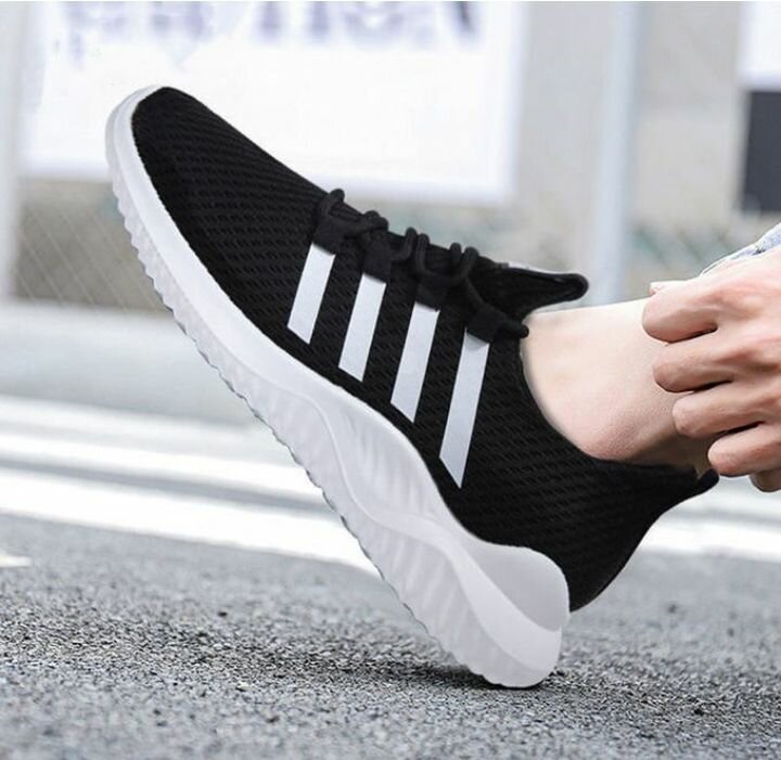 Men's sneakers