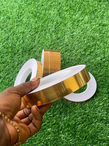Gold sticker