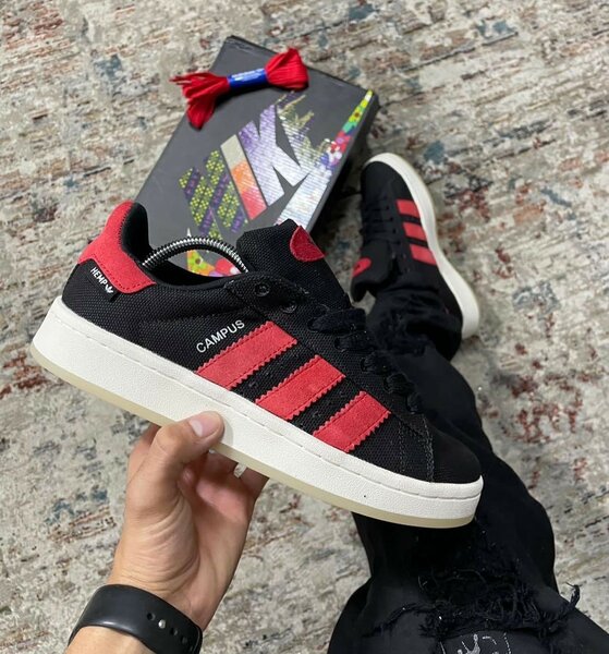 Adidas campus