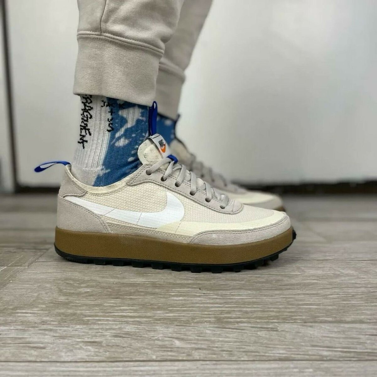NIKE CLASSIC