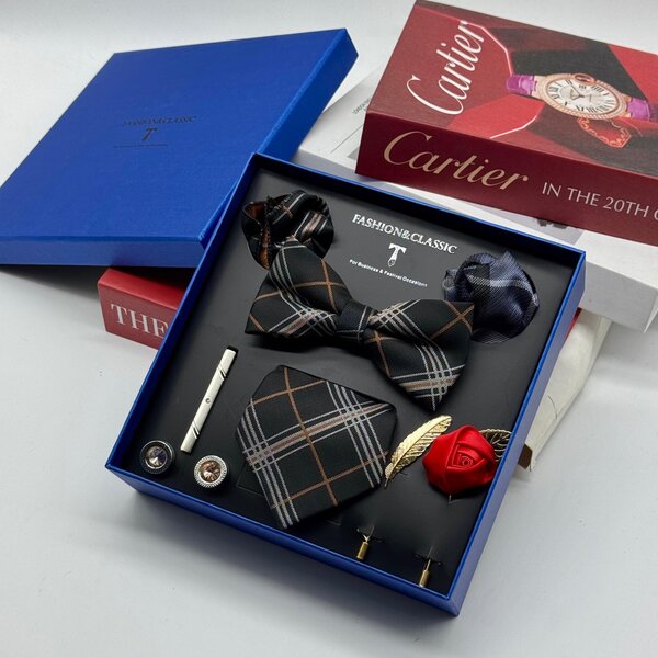 Tie set