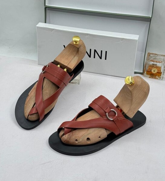 CLASSIC SLIPPER