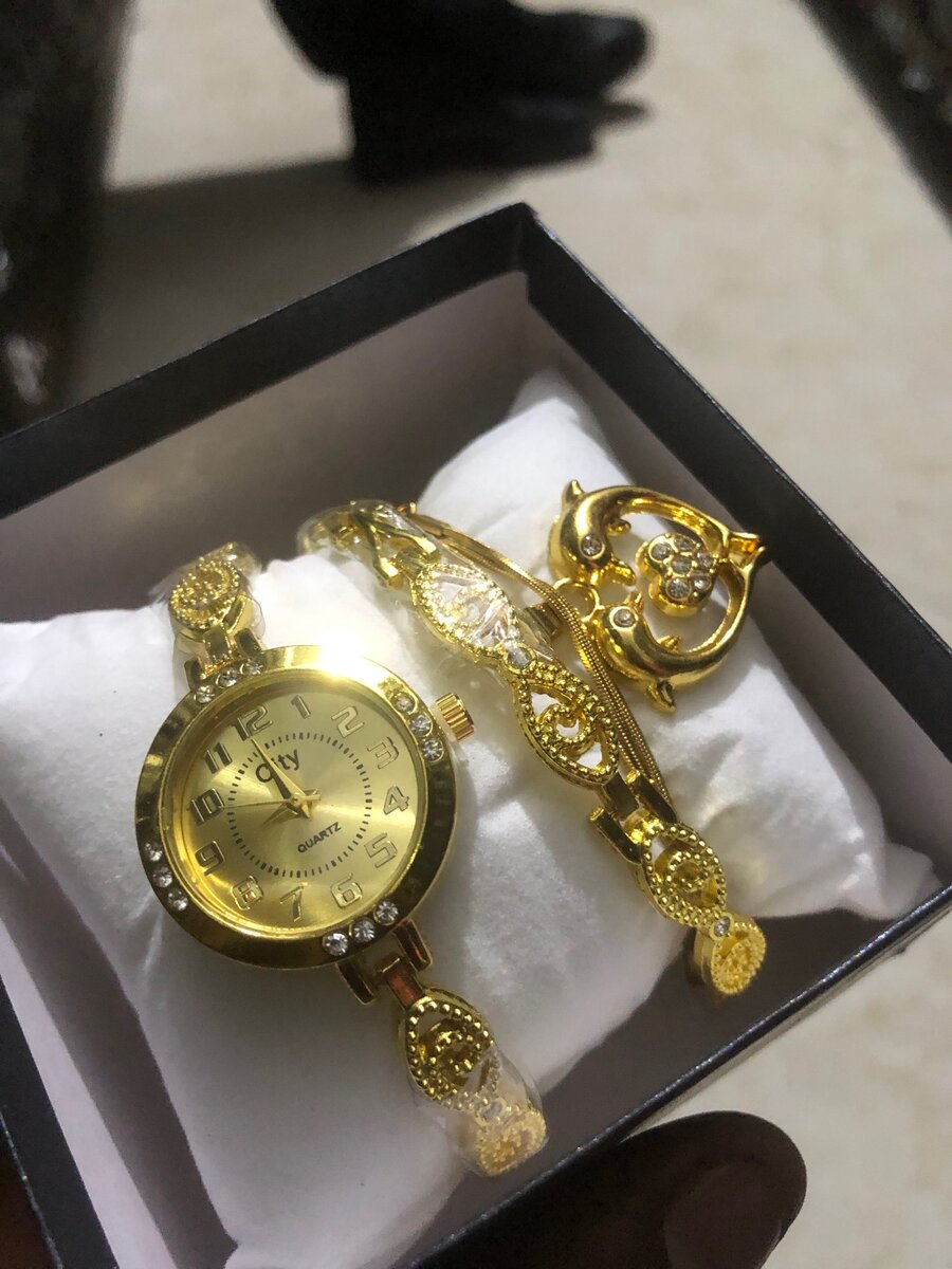 Watches and jewelry