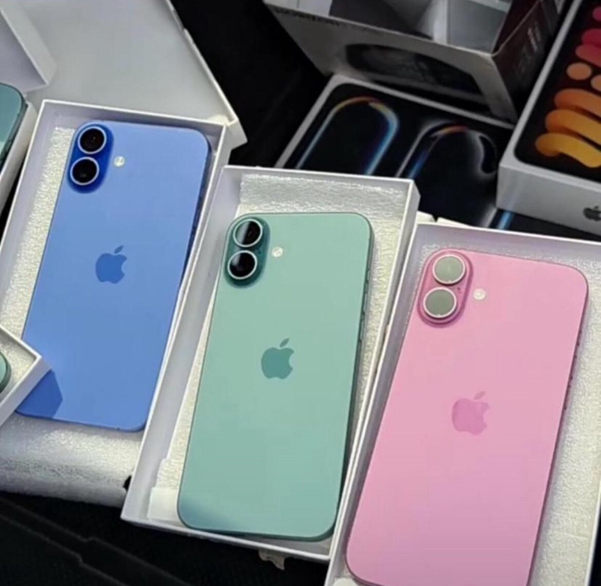 iPhone 16