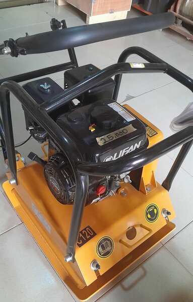Concrete Compactor