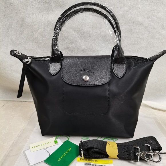 Sac à main élégant noir