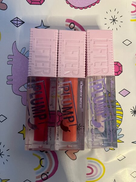 Gloss à lèvres volumisant
