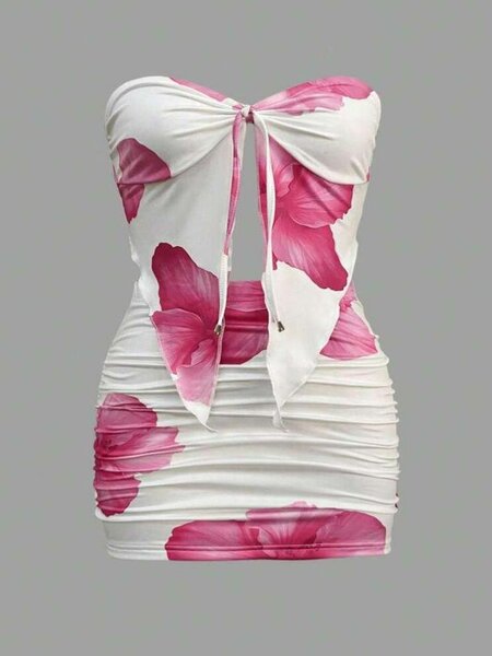 Robe moulante à fleurs
