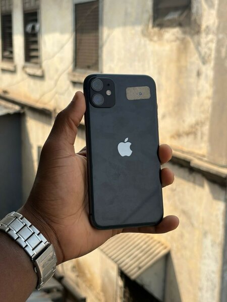 iPhone 11 64GB