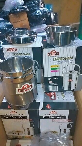 FOOD CARRIER