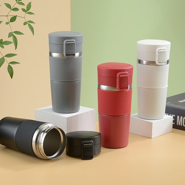 Vacuum water bottle