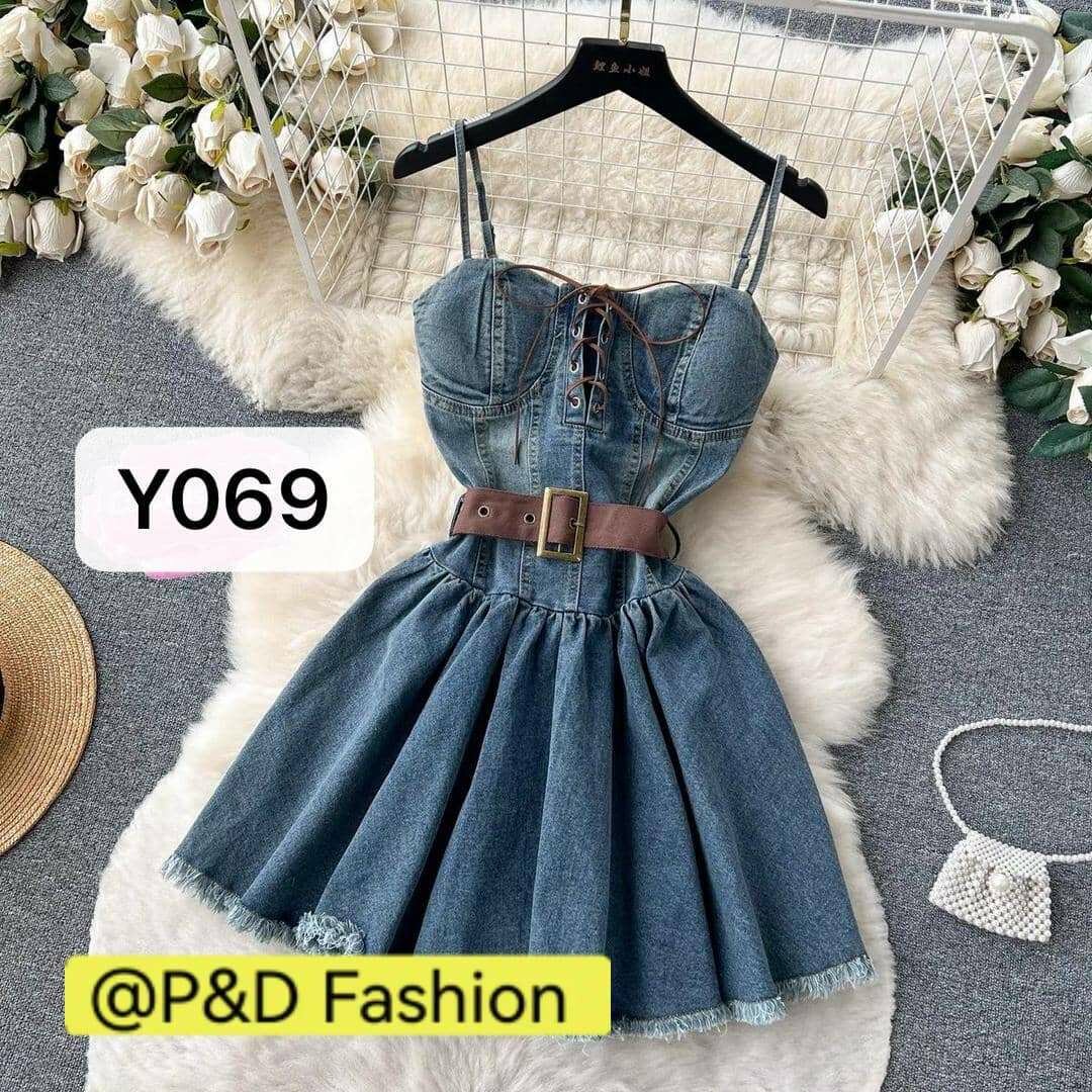 Chic robe en jeans