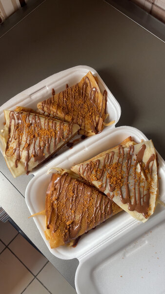 CRÊPES AU NUTELLA
