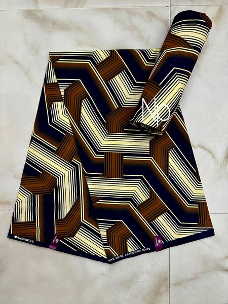 Tissu jaune brun