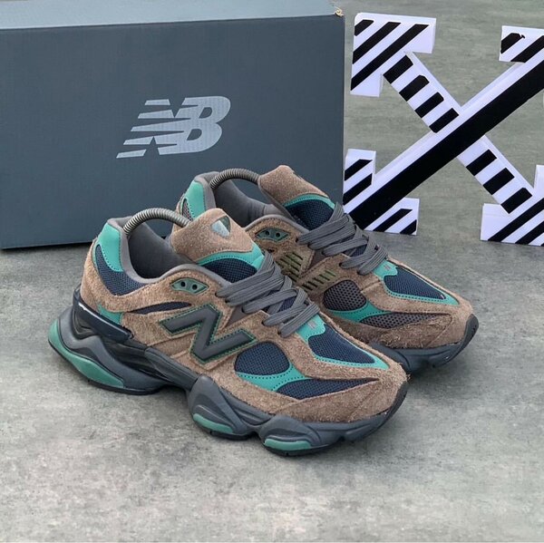 NEW BALANCE CLASSIC