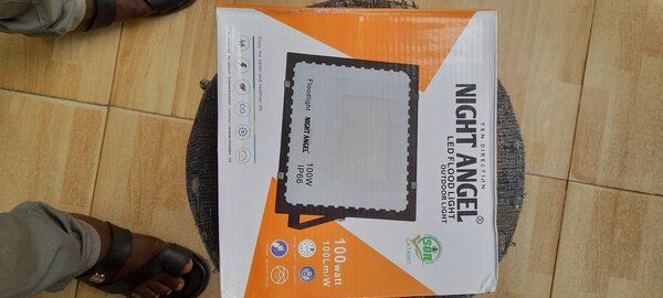 Flood light