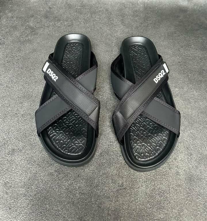Sandales